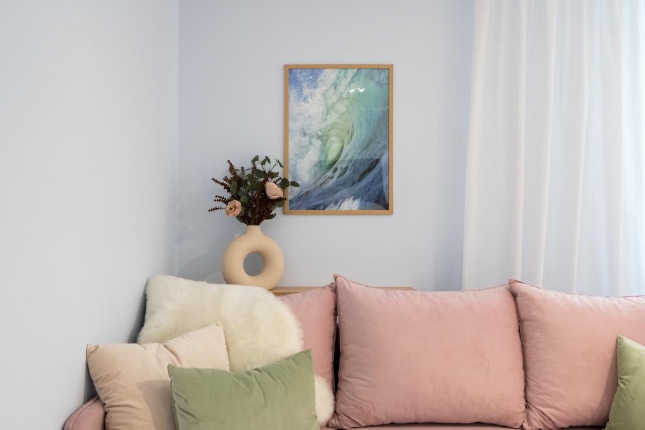 Candy Land Downtown Apartment Bucureşti Ngoại thất bức ảnh