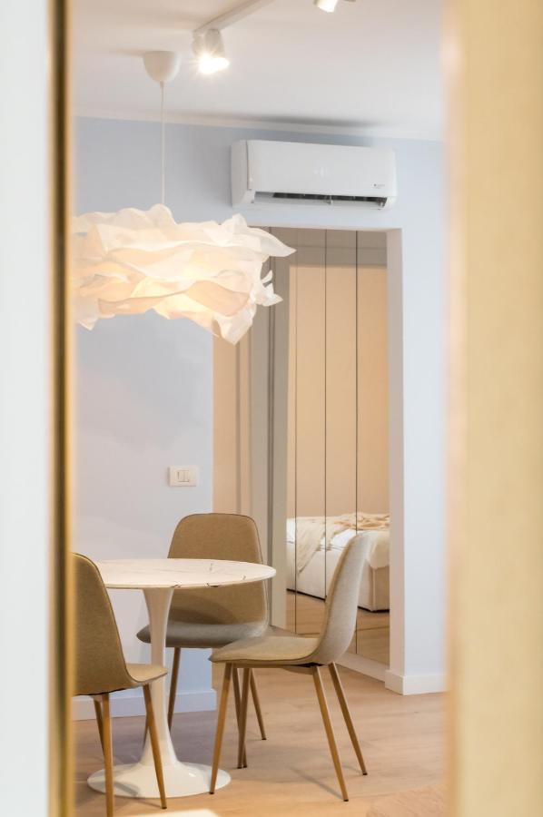 Candy Land Downtown Apartment Bucureşti Ngoại thất bức ảnh